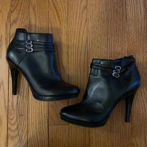 Kelly and Katie Black Heeled Boots
